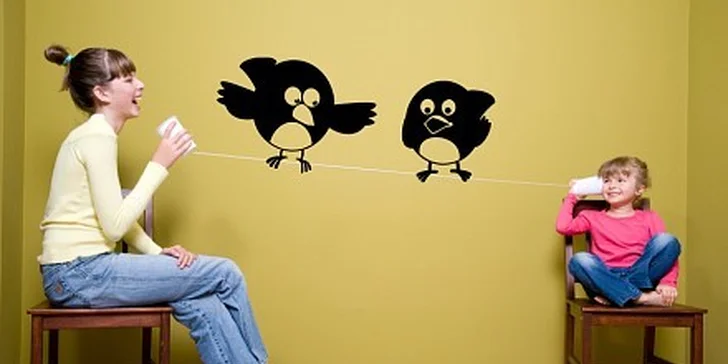 310 Kč za krásné dětské samolepky na zeď - Kosí bratři původní cena 620 Kč