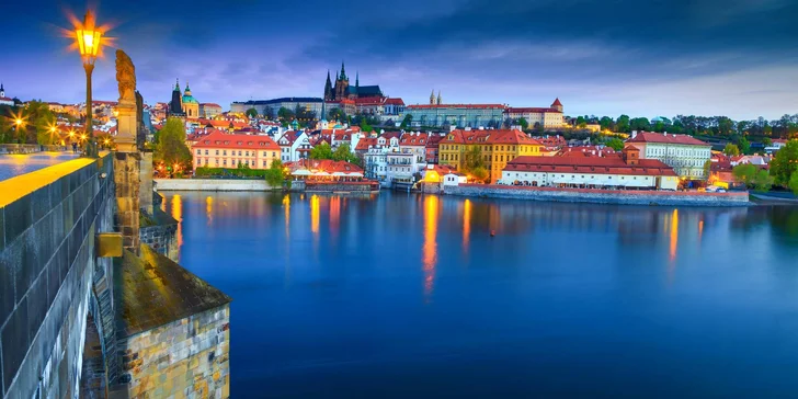 Romantický pobyt v Praze se snídaní, sektem a vířivkou i saunou na pokoji