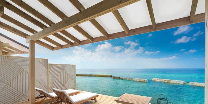 Exotická dovolená v 4* resortu na Maledivách: 6–12 nocí s all inclusive, bazén