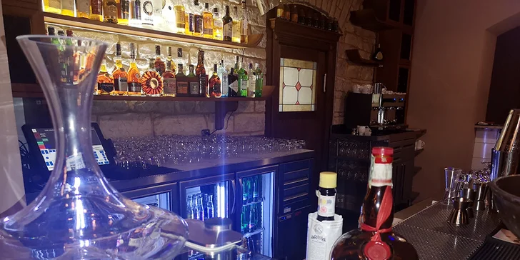 Vyrazte na párty: Láhev prémiového alkoholu i nealko v Unicorn clubu