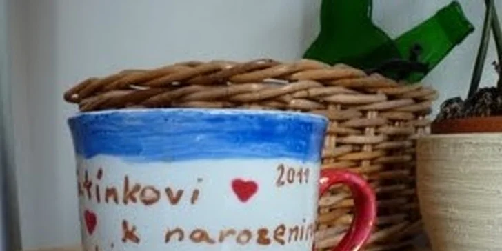 Espresso nebo capuccino a koblížek zdarma k malování na hrníček za 120 Kč
