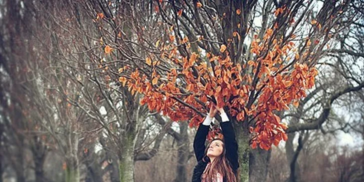 Jarní minibalíček od JL Foto - 3 fotografie + tisk za 699 Kč