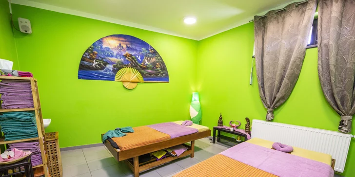 Relax pro jednoho i pro pár: Aroma olejová masáž z rukou rodilých Thajek