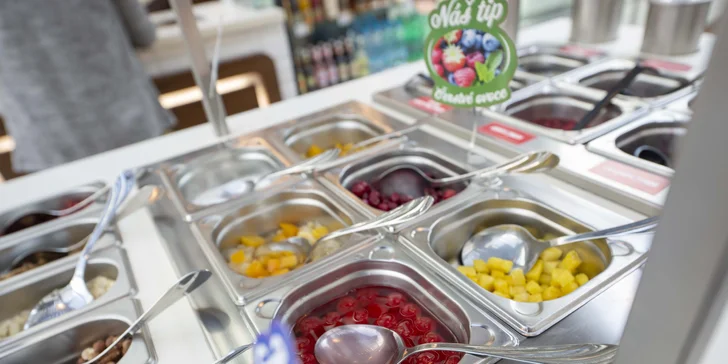 Sladké osvěžení z Yobaru: ovocný koktejl s frozen yogurtem podle výběru pro 1 či 2 osoby