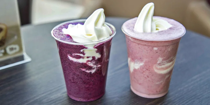 Sladké osvěžení z Yobaru: ovocný koktejl s frozen yogurtem podle výběru pro 1 či 2 osoby