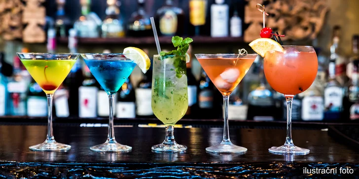 Míchaný koktejl podle výběru pro 1 i 2 os.: Piña colada, Aperol spritz i Tequila