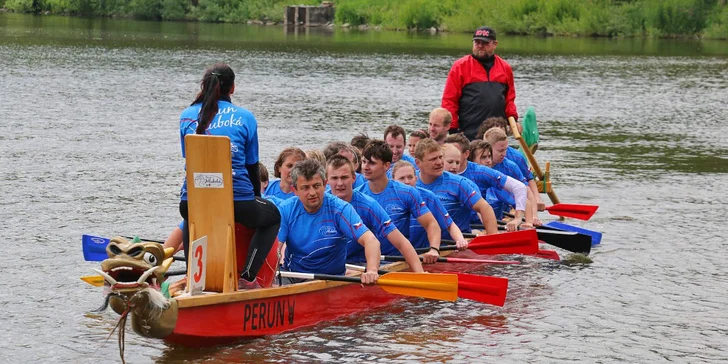 Postavme výtah seniorům: káva na měsíc, dračí loď, prohlídka zámku i pobyt