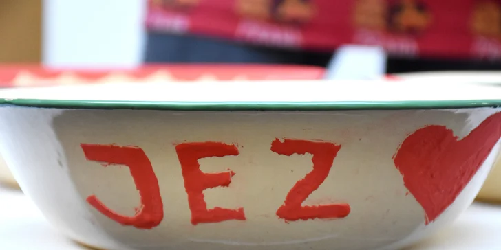 Fantazie má zelenou: malování na jednu nebo dvě smaltované mísy