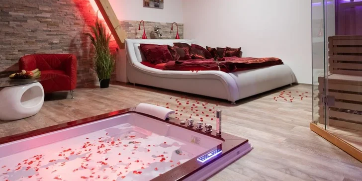 Privátní wellness pro dva: 1,5–3 h nebo rovnou celá noc s romantickým balíčkem