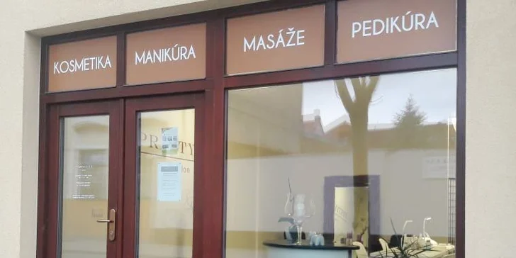Suchá přístrojová pedikúra