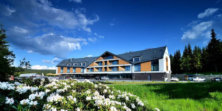 Objevujte krásy polských Krkonoš: polopenze, neomezený wellness, výlety