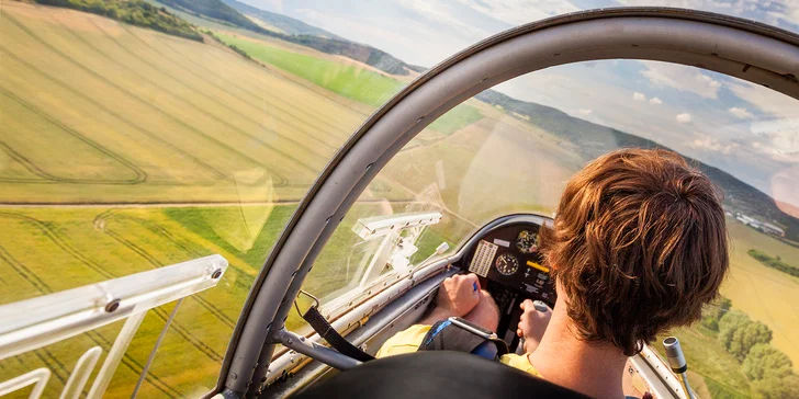 Pilotem kluzáku: 20minutový let nad Kutnou Horou nebo Sázavou