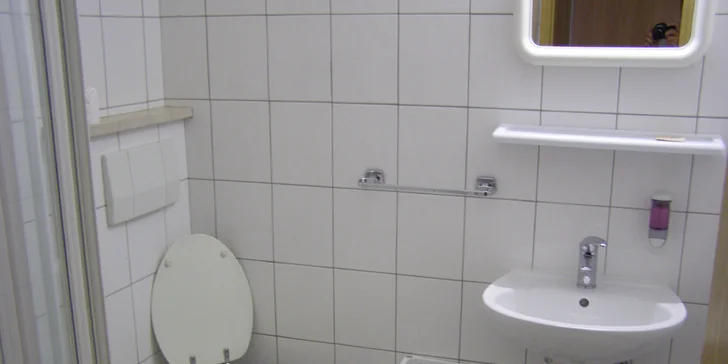 Do Chorvatska s rodinou či přáteli: 7 nocí u Omiše v apartmánu či studiu