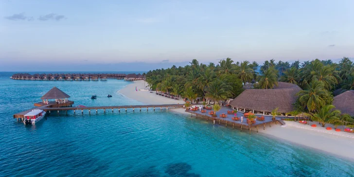 Luxusní dovolená na Maledivách: 6–12 nocí v 5* hotelu s all inclusive, bazén