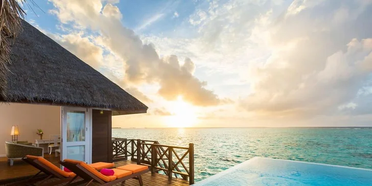 Luxusní dovolená na Maledivách: 6–12 nocí v 5* hotelu s all inclusive, bazén