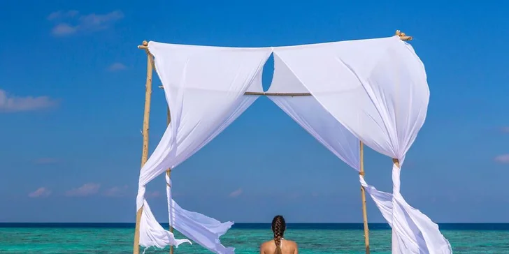 Luxusní dovolená na Maledivách: 6–12 nocí v 5* hotelu s all inclusive, bazén