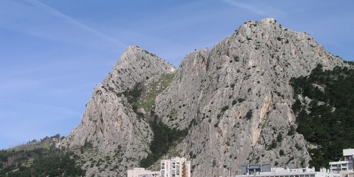 Do Chorvatska s rodinou či přáteli: 7 nocí u Omiše v apartmánu či studiu