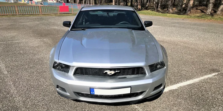 Adrenalin za volantem: půjčte si Ford Mustang na den nebo víkend