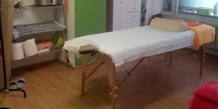 Dopřejte chodidlům chvilku oddychu: 45minutová masáž pro unavené nohy