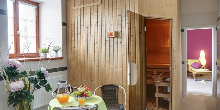 Odpočinek v přírodě Plzeňska pro dva: polopenze, wellness i láhev vína