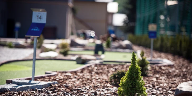 Parádní zábava třeba pro celou rodinu: adventure golf v Orlických horách