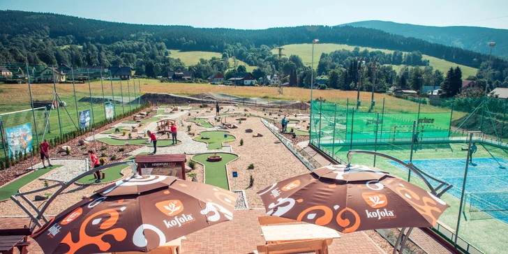 Parádní zábava třeba pro celou rodinu: adventure golf v Orlických horách