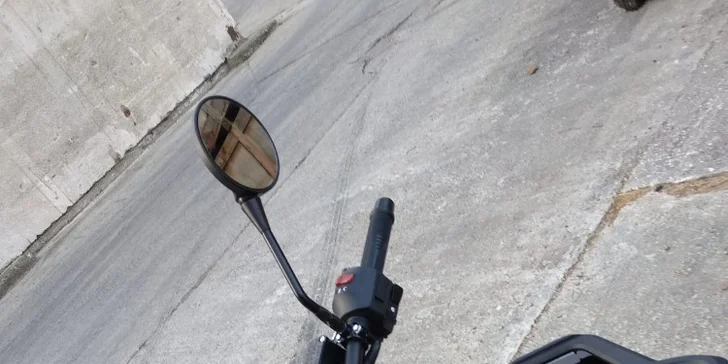 Zapůjčení motorky s plnou nádrží benzínu: 8 i 24 hodin nebo celý víkend