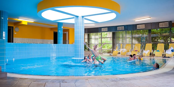 Pobyt ve 4* hotelu jen 150 m od Balatonu: neomezený wellness a polopenze