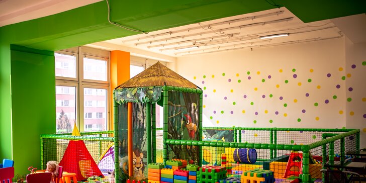 Vstup do dětského centra: přes 30 atrakcí, herní labyrint i mnoho dalšího