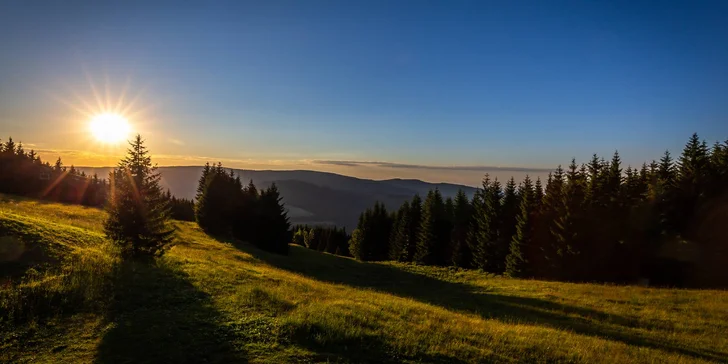 Letní pohoda v Krkonoších: apartmány s kuchyňkou i 1,5 hod. sauny