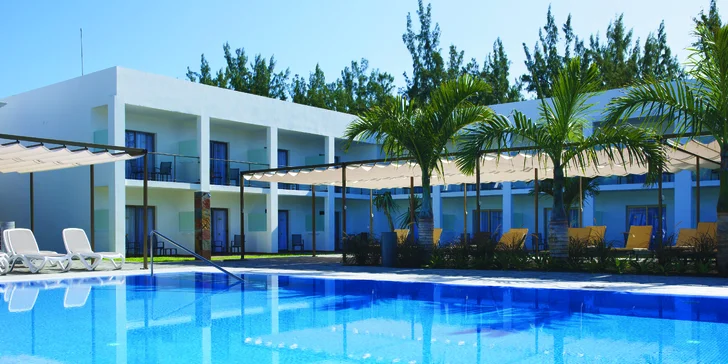 Exotická dovolená na Mauriciu: 7–14 nocí v 4* hotelu s all inclusive 24 hodin denně a bazény, česky hovořící delegát