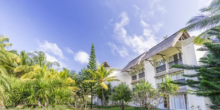 4* plážový resort na Mauriciu: 6–12 nocí s all inclusive, 2 venkovní bazény