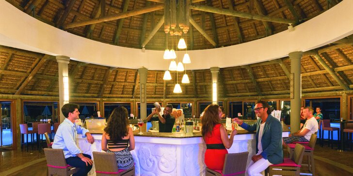 4* plážový resort na Mauriciu: 6–12 nocí s all inclusive, 2 venkovní bazény, česky hovořící delegát