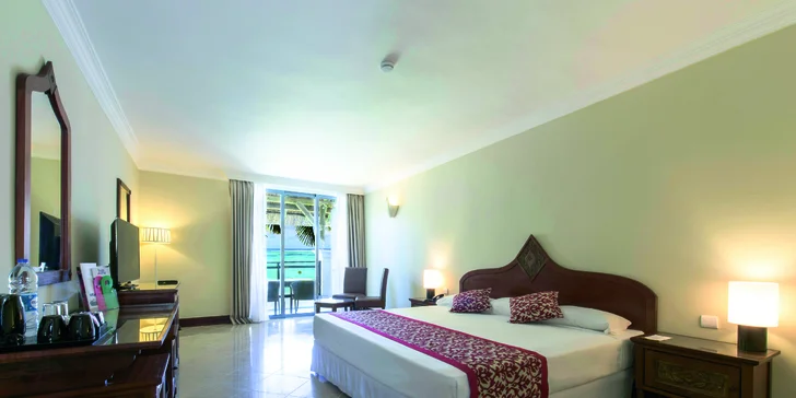 4* plážový resort na Mauriciu: 6–12 nocí s all inclusive, 2 venkovní bazény