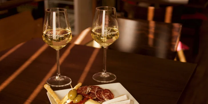 Posezení v Klííídku: 4 dcl prosecca a 150 či 350 gramů delikates