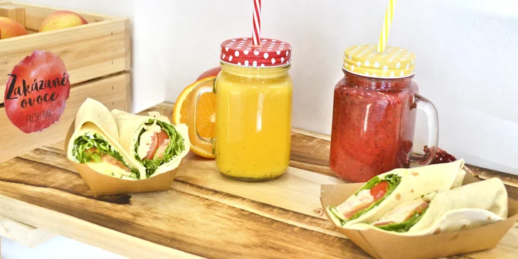 Zdravá sváča pro 1 i 2 osoby: fresh džus nebo smoothie i wrap podle výběru