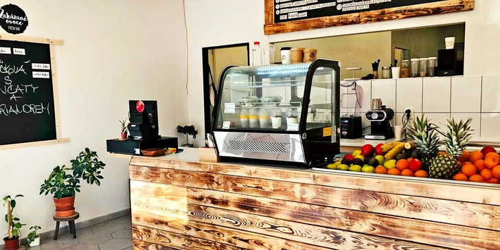 Zdravá sváča pro 1 i 2 osoby: fresh džus nebo smoothie i wrap podle výběru