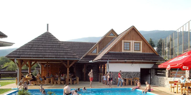 Dovolená v tradičním penzionu vč. polopenze, wellness i venkovních bazénů