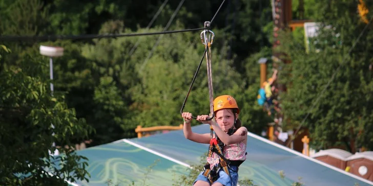 Zažijte pořádné dobrodružství: 300 m dlouhá lanová dráha a 12m houpačka