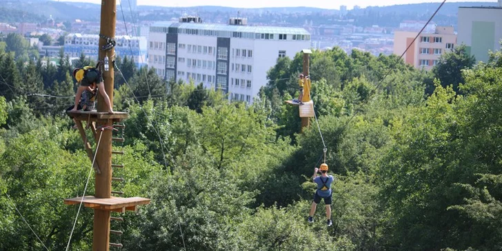 Zažijte pořádné dobrodružství: 300 m dlouhá lanová dráha a 12m houpačka