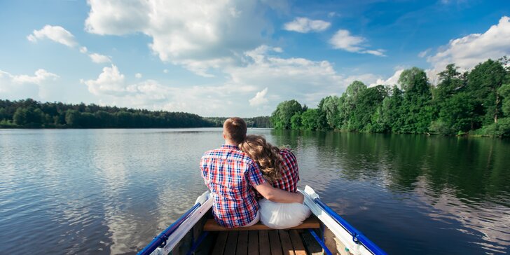 Relax na břehu Brněnské přehrady s polopenzí, masáží i plavbou parníkem