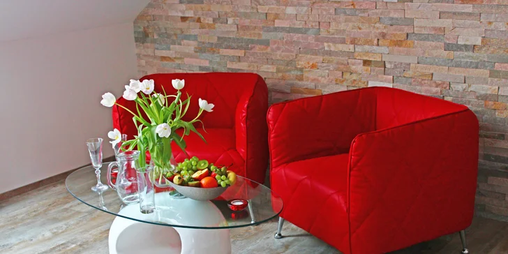 Privátní wellness pro dva: 1,5–3 h nebo rovnou celá noc s romantickým balíčkem