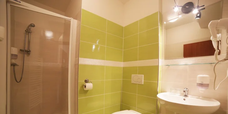 Odpočinek v přírodě Plzeňska pro dva: polopenze, wellness i láhev vína