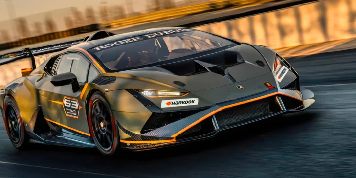 Spolujízda v závodním speciálu Lamborghini Huracan Super Trofeo EVO na závodním okruhu : 1–3 kola