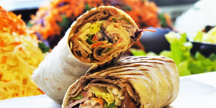 Malý, velký nebo XXL kebab v tortille či pitě s náplní podle výběru
