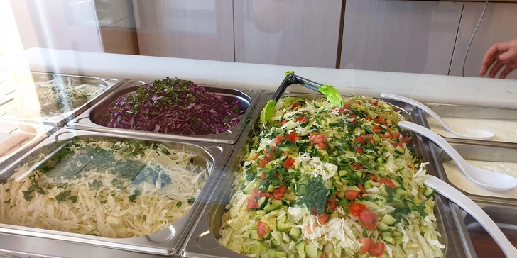 Parádní sváča: kebab či falafel v tortille, chlebu i s hranolky a nápoj dle výběru