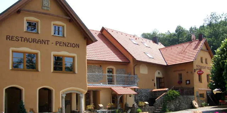 Rodinný penzion na Chodsku u Českého lesa: jídlo, hřiště i venkovní bazén