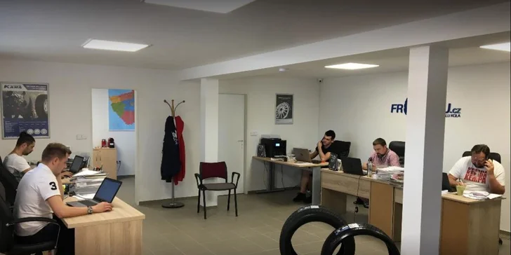 Výměna obutých kol nebo přezutí pneumatik včetně vyvážení