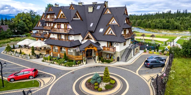 Dovolenka v Białke Tatrzańskej: neobmedzené wellness a súkromná piesočnatá pláž s výhľadom na Tatry
