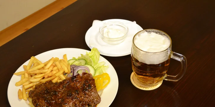Předkrm a steak z mladého býčka nebo rumpsteak pro 1 či pro 2 osoby